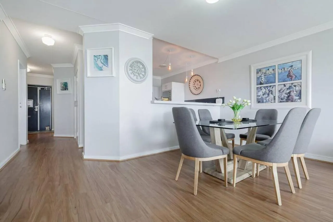 Suite 305 Sandcastles 3 Bedroom Deluxe Apartment Perth