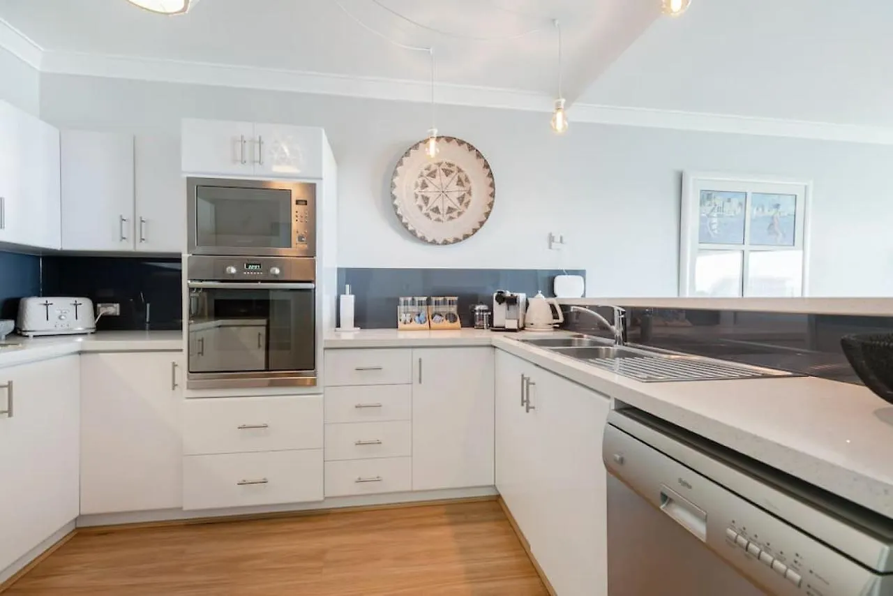 Suite 305 Sandcastles 3 Bedroom Deluxe Apartment Perth